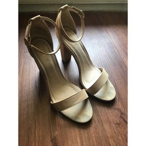Nude Bamboo heels